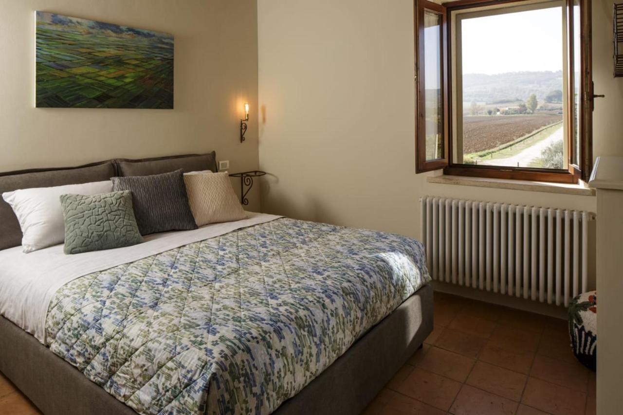 Seipetali Lejlighedshotel Cannara Eksteriør billede